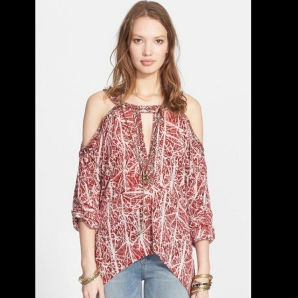 Free People Tops - PARTY SALE!! NWT Free People open shoulder top